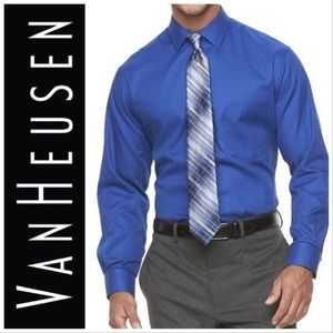 EUC Van Heusen Flex Collar Pincord Dress Shirt